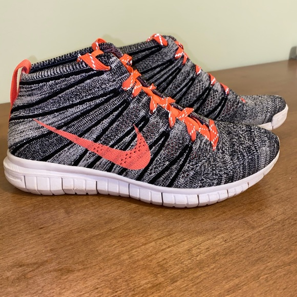 nike flyknit chukka women's